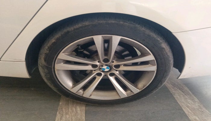 2014 BMW 3 Series 320D GT LUXURY LINE, Diesel, Automatic, 1,06,224 km, tyre