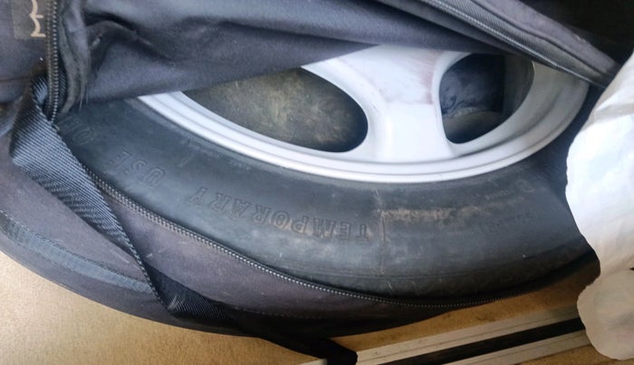 2014 BMW 3 Series 320D GT LUXURY LINE, Diesel, Automatic, 1,06,224 km, tyre