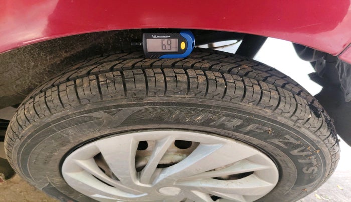 2013 Maruti Wagon R 1.0 LXI CNG, Petrol, Manual, 1,09,457 km, tyre