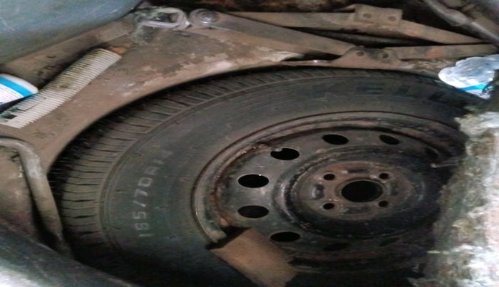 2011 Maruti Ritz VDI, Diesel, Manual, 1,59,007 km, tyre