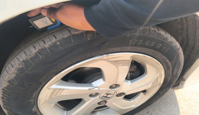 2015 Honda City 1.5L I-DTEC VX, Diesel, Manual, 83,277 km, tyre