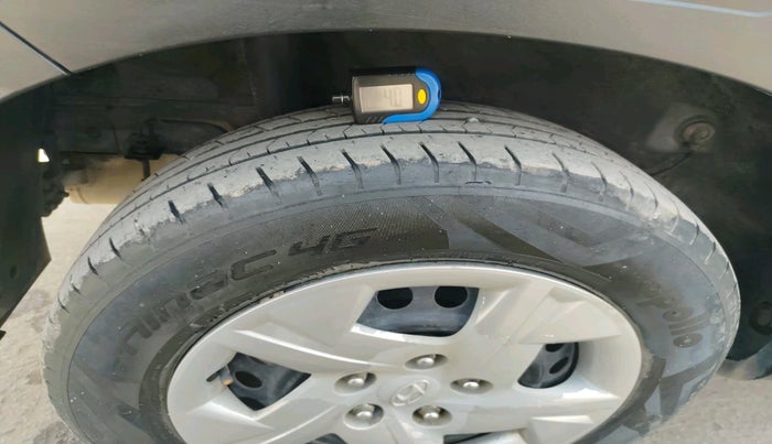 2021 Hyundai VENUE S+ 1.2, Petrol, Manual, 78,256 km, tyre