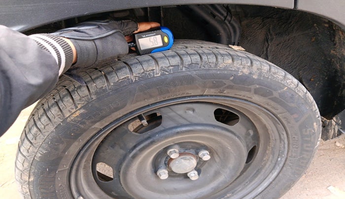 2021 Nissan MAGNITE XL, Petrol, Manual, 84,798 km, tyre