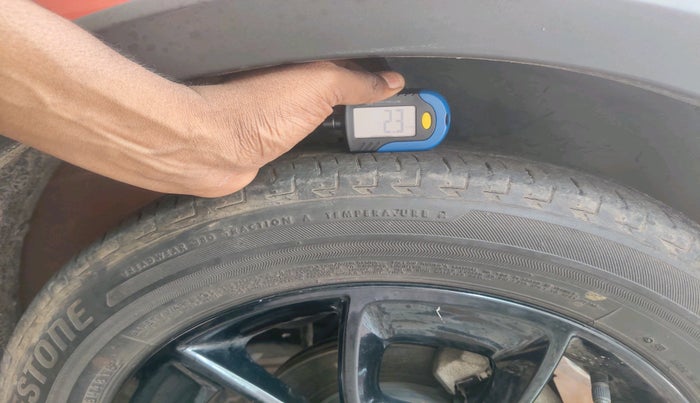 2017 Maruti IGNIS ALPHA 1.2 DUAL TONE, Petrol, Manual, 46,941 km, tyre