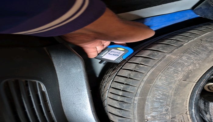 2019 Honda WR-V 1.2L I-VTEC S MT, Petrol, Manual, 75,000 km, tyre