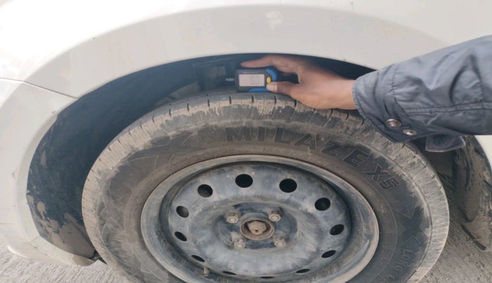 2021 Maruti Dzire VXI, Petrol, Manual, 40,269 km, tyre