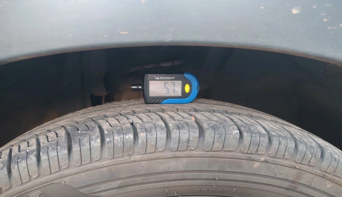 2020 Renault TRIBER RXZ, Petrol, Manual, 56,089 km, tyre