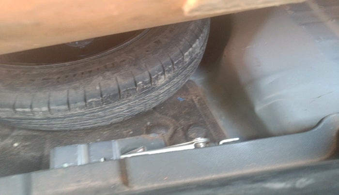 2017 Honda City 1.5L I-VTEC V MT, Petrol, Manual, 54,901 km, tyre