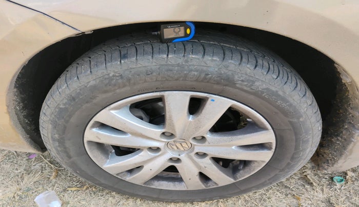 2016 Maruti Ertiga ZDI + SHVS, Diesel, Manual, 2,18,280 km, tyre