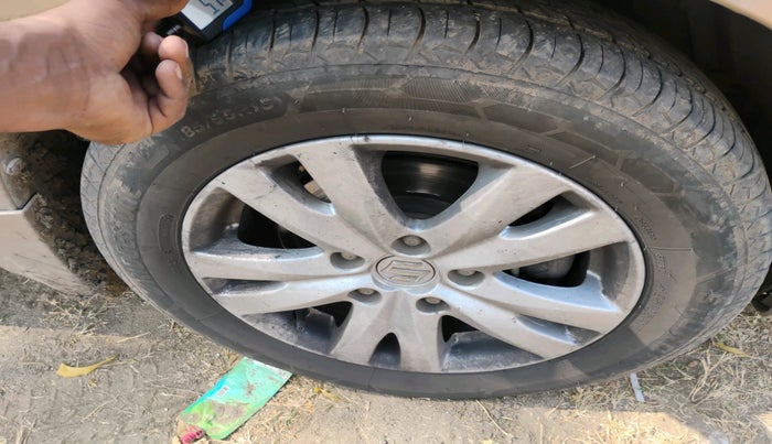 2016 Maruti Ertiga ZDI + SHVS, Diesel, Manual, 2,18,280 km, tyre