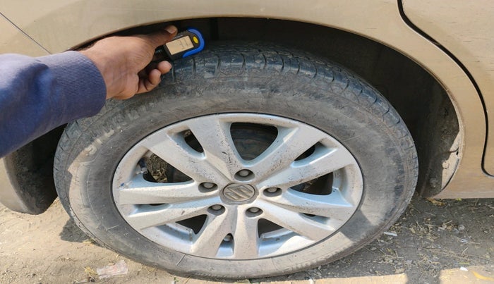 2016 Maruti Ertiga ZDI + SHVS, Diesel, Manual, 2,18,280 km, tyre