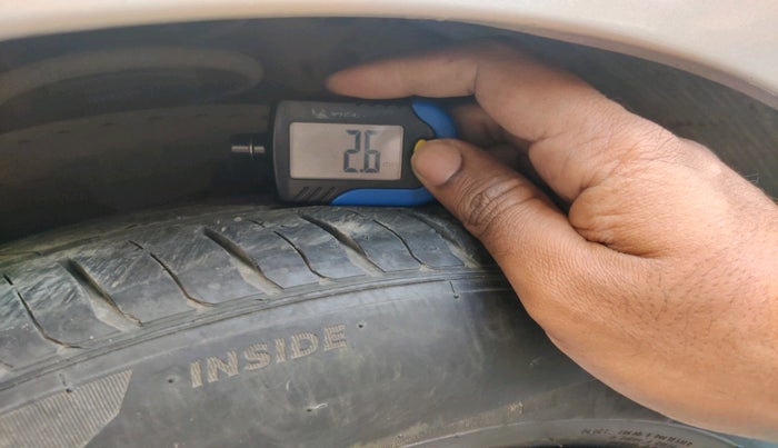 2012 Hyundai Verna FLUIDIC 1.6 VTVT, Petrol, Manual, 70,812 km, tyre