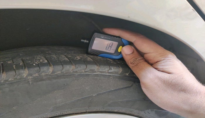 2012 Hyundai Verna FLUIDIC 1.6 VTVT, Petrol, Manual, 70,812 km, tyre