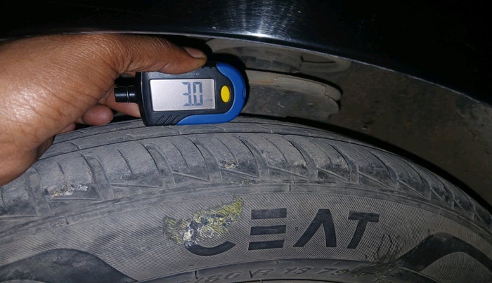 2012 Hyundai i10 SPORTZ 1.2, Petrol, Manual, 55,659 km, tyre