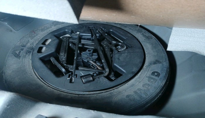 2012 Hyundai i10 SPORTZ 1.2, Petrol, Manual, 55,659 km, tyre