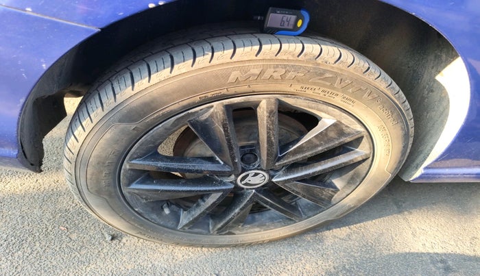 2019 Skoda Rapid AMBITION 1.5 TDI AT, Diesel, Automatic, 2,40,321 km, tyre