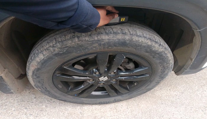 2019 Maruti Vitara Brezza ZDI, Diesel, Manual, 82,348 km, tyre