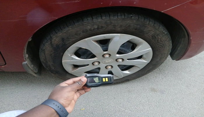 2014 Hyundai Eon MAGNA +, Petrol, Manual, 54,359 km, tyre