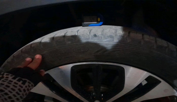 2022 MG HECTOR PLUS SHARP 2.0 DIESEL TURBO MT 6-STR, Diesel, Manual, 37,991 km, tyre