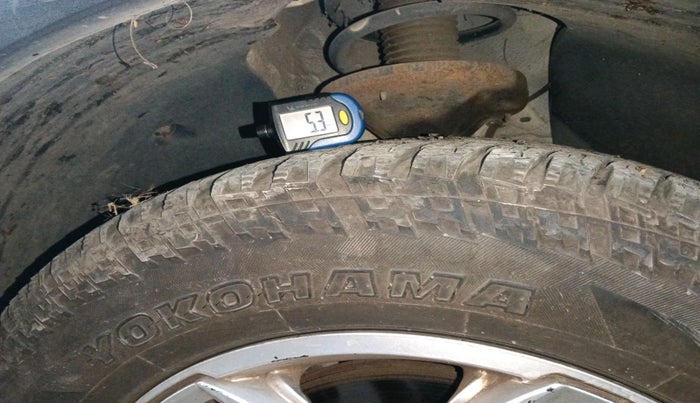 2016 Mahindra XUV500 W6 1.99, Diesel, Manual, 60,370 km, tyre