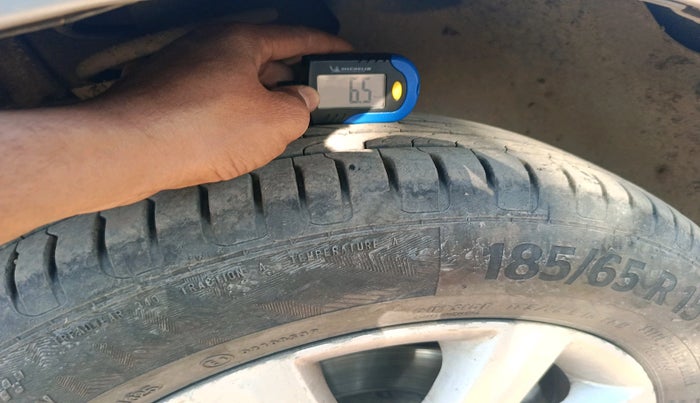 2013 Skoda Fabia ELEGANCE 1.2 TDI, Diesel, Manual, 1,54,579 km, tyre