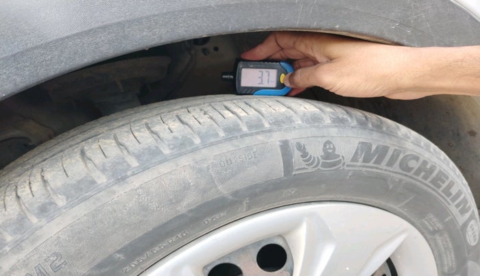 2018 Hyundai Creta E PLUS 1.4 DIESEL, Diesel, Manual, 1,50,538 km, tyre