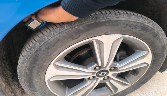 2018 Hyundai Verna SX (O) ANNIVERSARY EDITION 1.6 CRDI, Diesel, Manual, 91,215 km, tyre