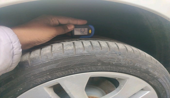 2012 Mercedes Benz C Class 200 CGI AVANTGARDE, Petrol, Automatic, 65,636 km, tyre