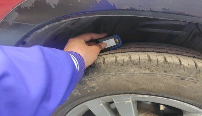 2017 Maruti Vitara Brezza ZDI PLUS DUAL TONE, Diesel, Manual, 1,31,264 km, tyre