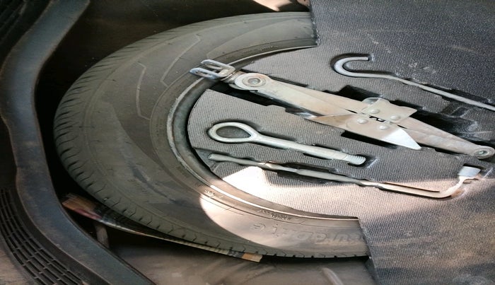 2017 Honda WR-V 1.5L I-DTEC VX MT, Diesel, Manual, 1,49,231 km, tyre