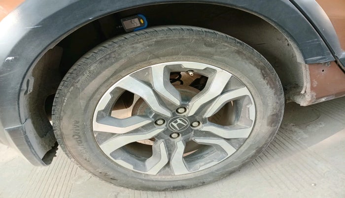 2017 Honda WR-V 1.5L I-DTEC VX MT, Diesel, Manual, 1,49,231 km, tyre