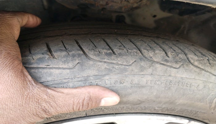 2017 Honda WR-V 1.5L I-DTEC VX MT, Diesel, Manual, 1,05,827 km, tyre