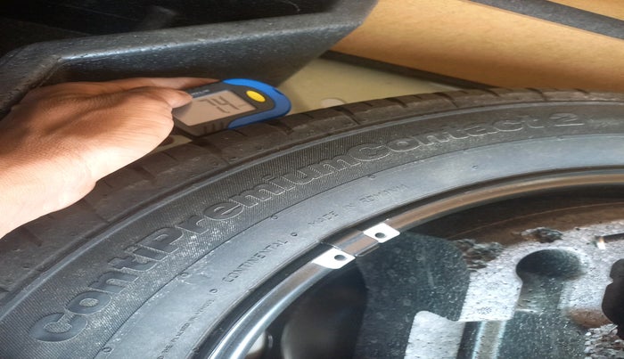 2013 Skoda Yeti AMBITION 2.0 TDI CR 4X2, Diesel, Manual, 73,307 km, tyre