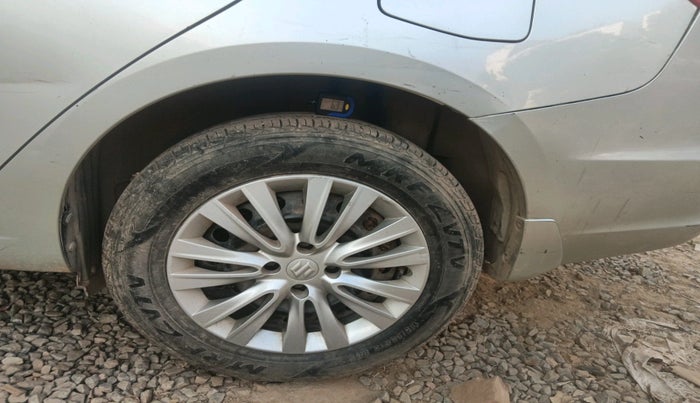 2016 Maruti Ciaz VDI (O) SHVS, Diesel, Manual, 94,104 km, tyre