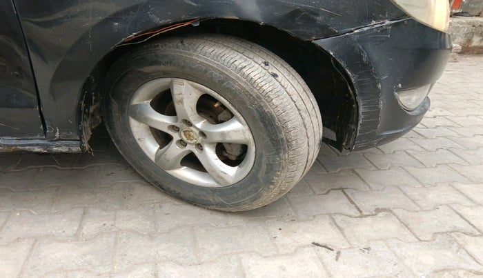 2012 Skoda Rapid ELEGANCE 1.6 TDI CR MT, Diesel, Manual, 99,995 km, tyre