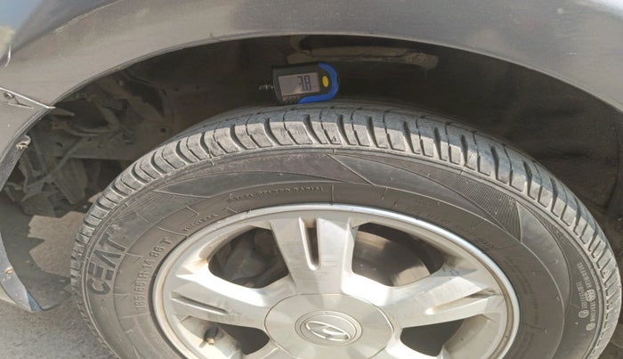 2012 Hyundai i20 SPORTZ 1.2, Petrol, Manual, 96,058 km, tyre