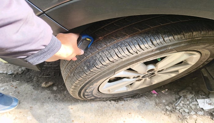 2018 Hyundai Creta SX 1.6 DIESEL, Diesel, Manual, 1,16,362 km, tyre