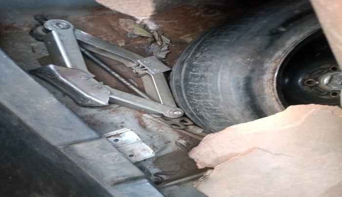 2014 Honda City 1.5L I-VTEC VX, Petrol, Manual, 1,38,307 km, tyre