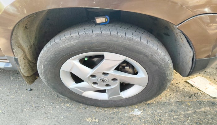 2015 Renault Duster 110 PS RXZ DIESEL, Diesel, Manual, 96,500 km, tyre