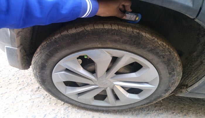 2025 Maruti FRONX SIGMA 1.2 MT, Petrol, Manual, 5,860 km, tyre