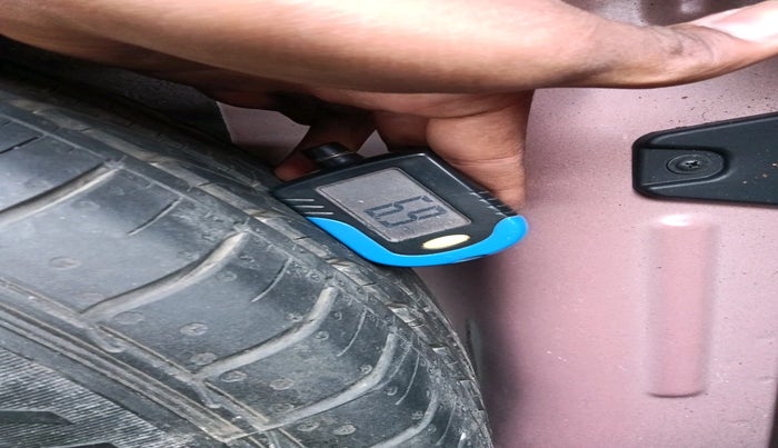 2023 KIA SELTOS HTX PETROL 1.5, Petrol, Manual, 37,389 km, tyre