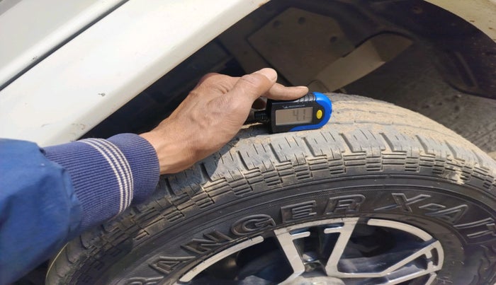 2021 Mahindra Bolero B6 (O), Diesel, Manual, 99,350 km, tyre