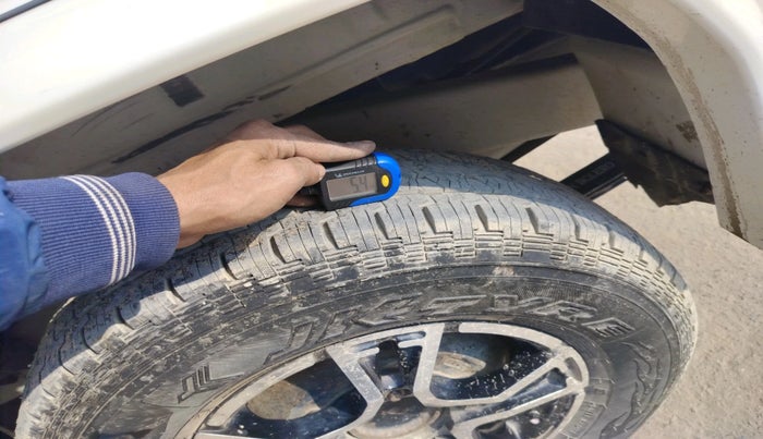 2021 Mahindra Bolero B6 (O), Diesel, Manual, 99,350 km, tyre