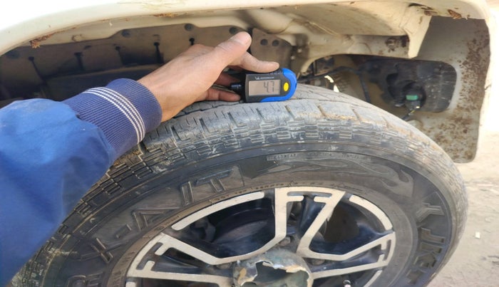 2021 Mahindra Bolero B6 (O), Diesel, Manual, 99,350 km, tyre