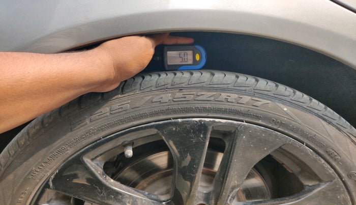 2011 Mercedes Benz C Class C250 CDI AT AVANTGARDE, Diesel, Automatic, 92,268 km, tyre