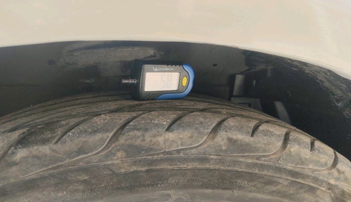 2015 Maruti Swift ZDI, Diesel, Manual, 92,169 km, tyre