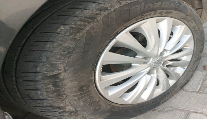 2023 Maruti Ciaz ZETA 1.5 SHVS MT PETROL, Petrol, Manual, 98,001 km, tyre