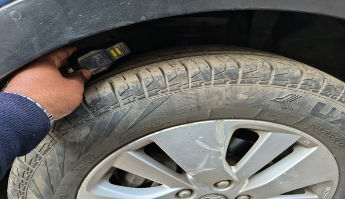 2015 Maruti S Cross ALPHA 1.3, Diesel, Manual, 99,331 km, tyre