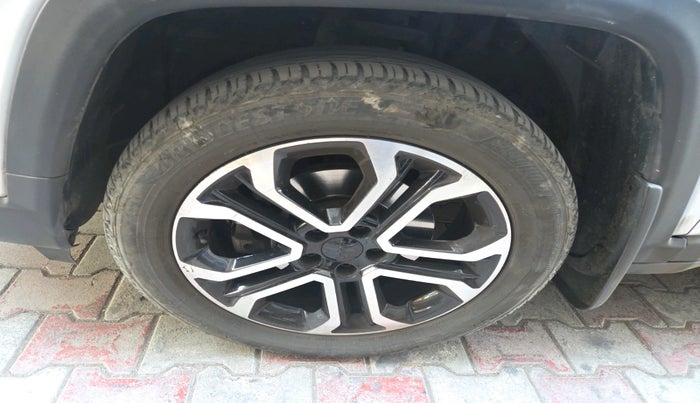 2023 Jeep Compass LIMITED (O) 2.0 DIESEL, Diesel, Manual, 23,234 km, tyre