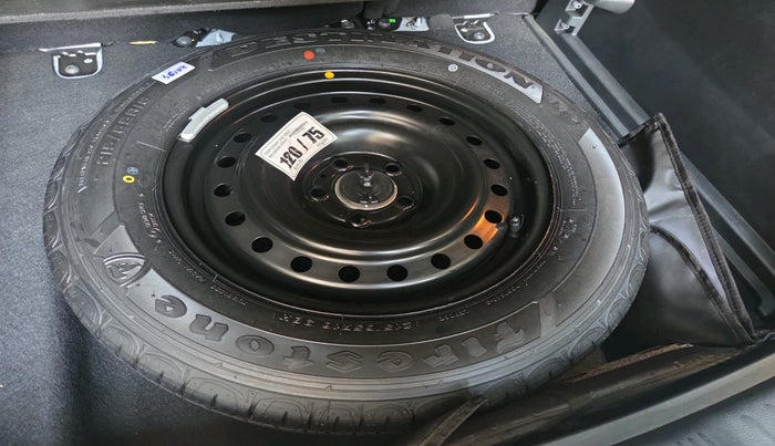 2023 Jeep Compass LIMITED (O) 2.0 DIESEL, Diesel, Manual, 23,234 km, tyre